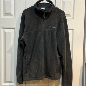 Men’s Columbia fleece. Size medium.